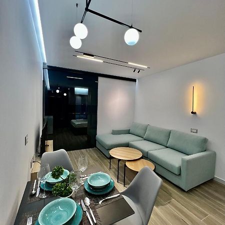 Deluxe Apartment Bllok Tiran Dış mekan fotoğraf