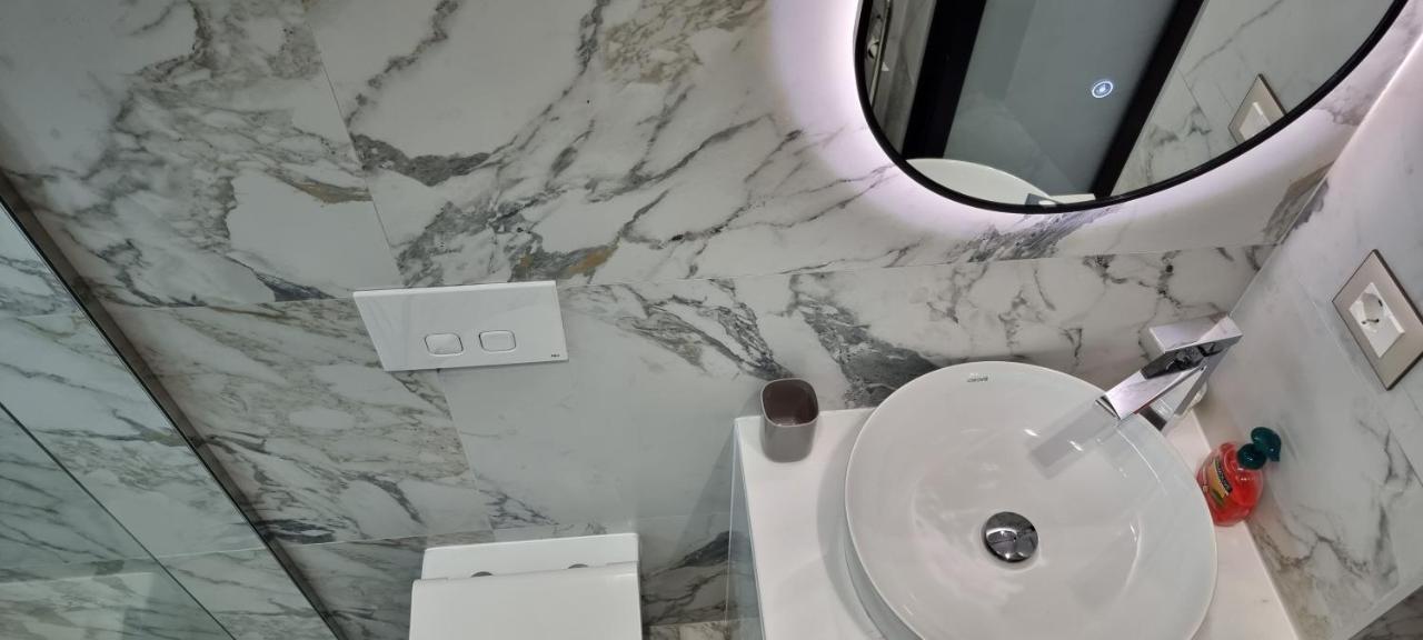 Deluxe Apartment Bllok Tiran Dış mekan fotoğraf