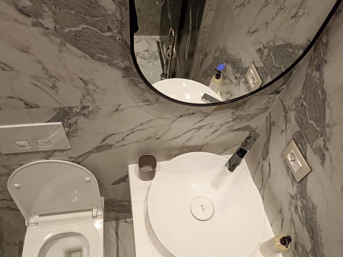 Deluxe Apartment Bllok Tiran Dış mekan fotoğraf