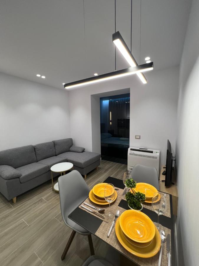 Deluxe Apartment Bllok Tiran Dış mekan fotoğraf