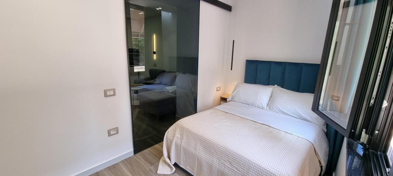 Deluxe Apartment Bllok Tiran Dış mekan fotoğraf