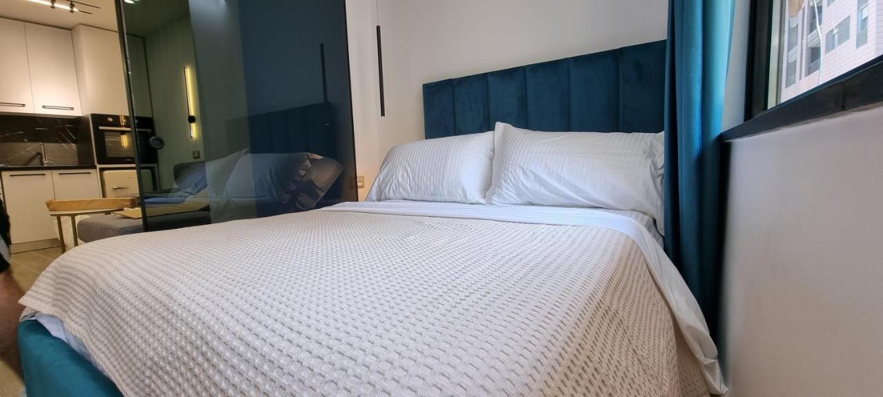 Deluxe Apartment Bllok Tiran Dış mekan fotoğraf