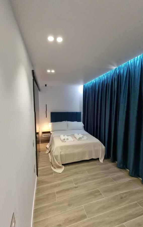 Deluxe Apartment Bllok Tiran Dış mekan fotoğraf
